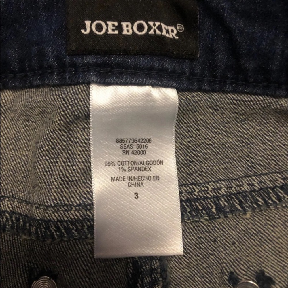 Distressed Jeans - Picture 3 of 3